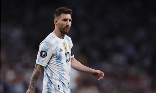 江龙船艇500吨级渔政执法